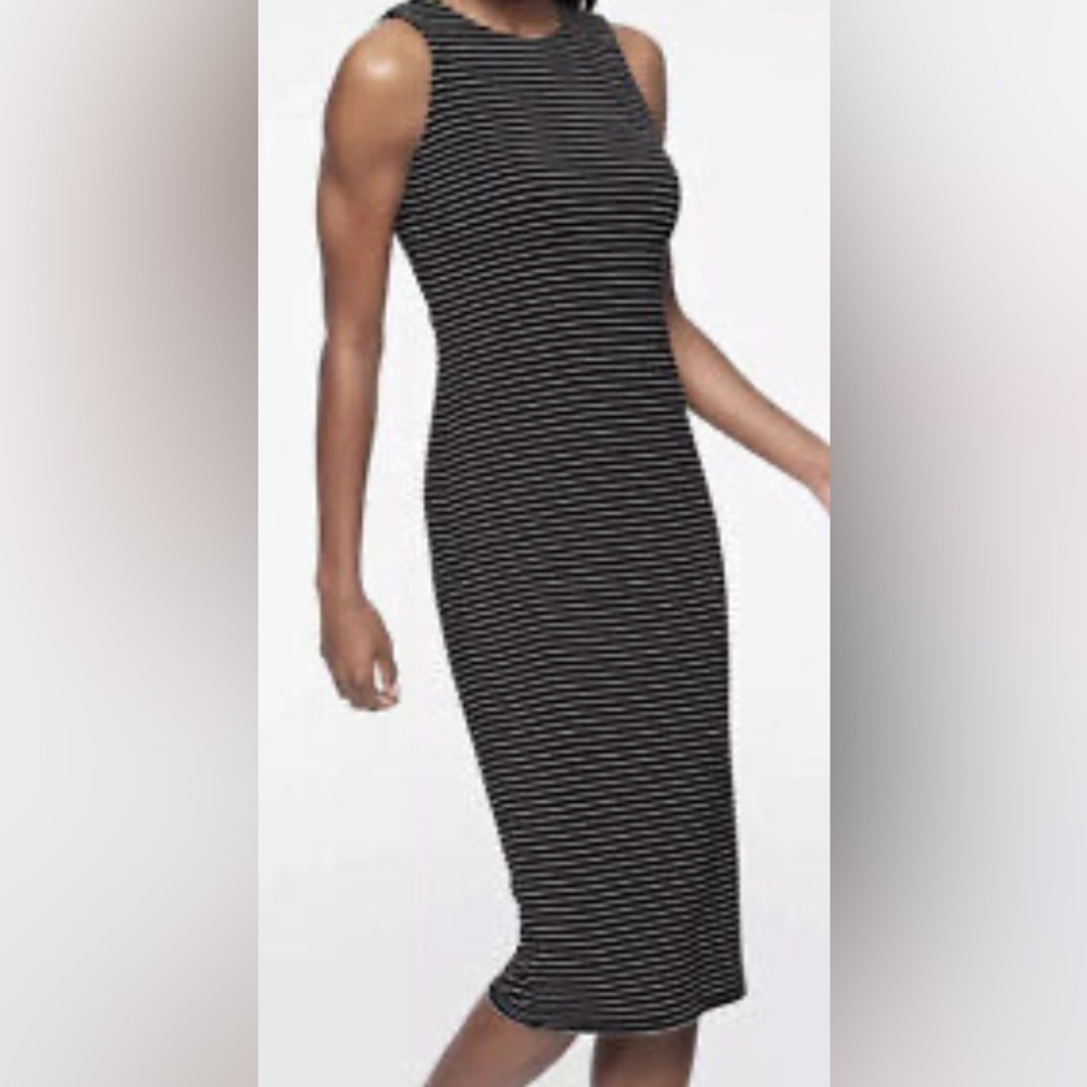 Athleta Stripe Twist Back Dress Black and White Stripe Size XL. NWT. So soft!